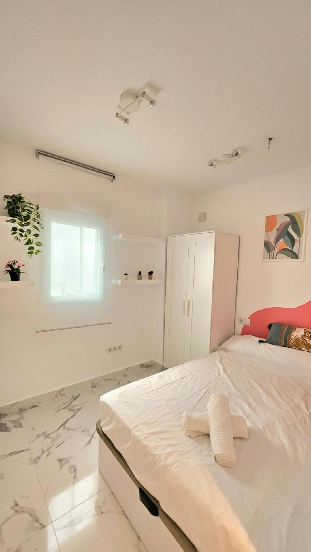 Apartment De 3 A Un Paso De La Playa Y El Centro Almeria